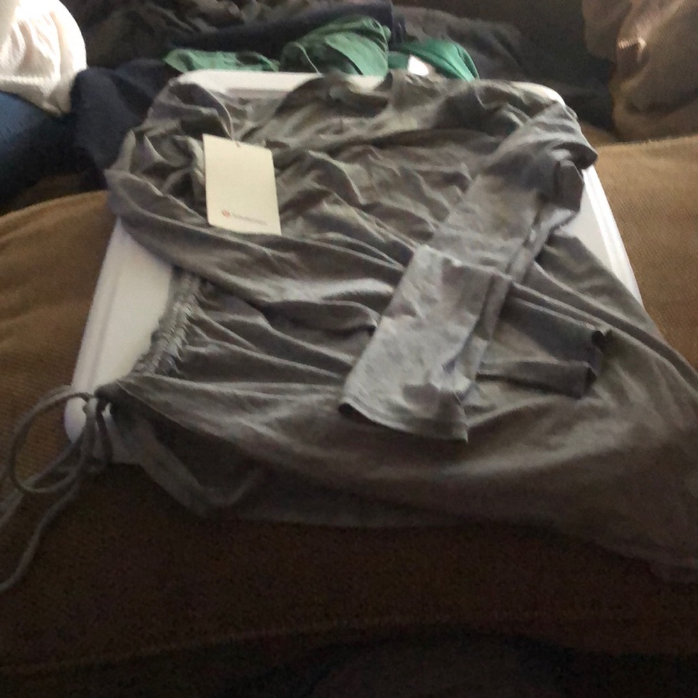 Lululemon shirt